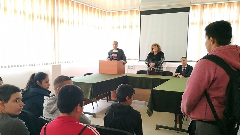Ученици от Камено научиха повече за съдбата на българските евреи след Холокоста