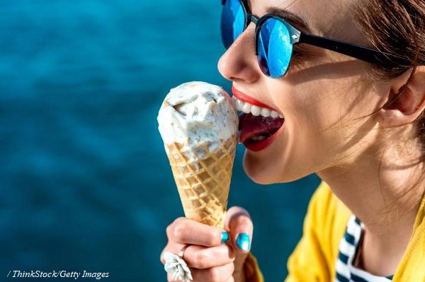 Добрият тон забранявал на жените в Истанбул да ближат сладолед