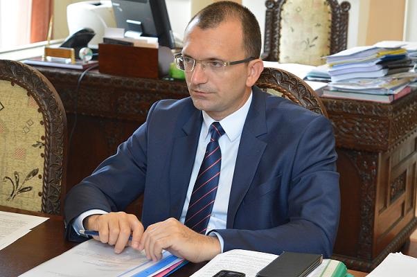 Губернаторът се вбеси на съветниците в Приморско: Това, което се случва прилича на държавен преврат