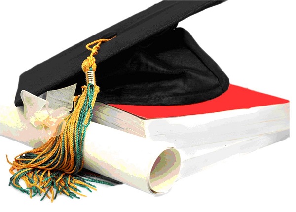 Висшисти крият дипломи, за да се включат евтини в курсове за квалификация