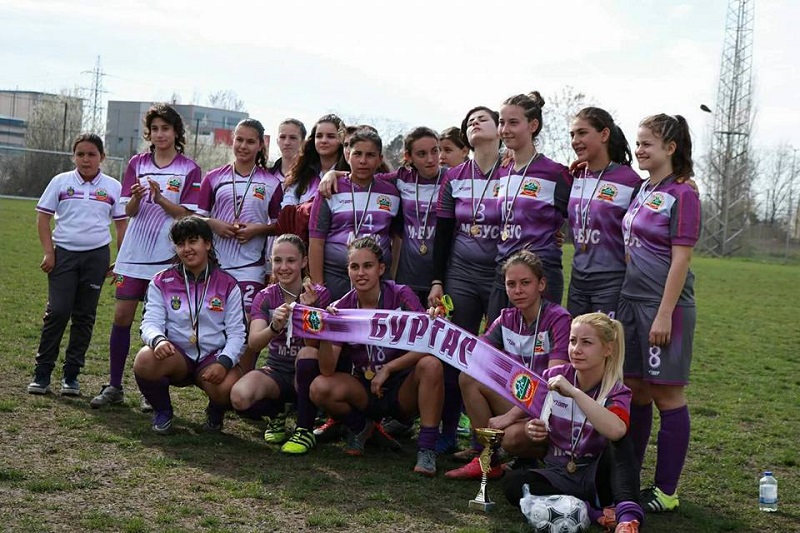 Две шампионски титли за момичетата от ЖФК „Бургас“
