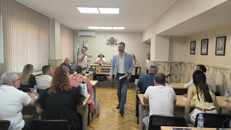 Нов общински съветник положи клетва в Поморие