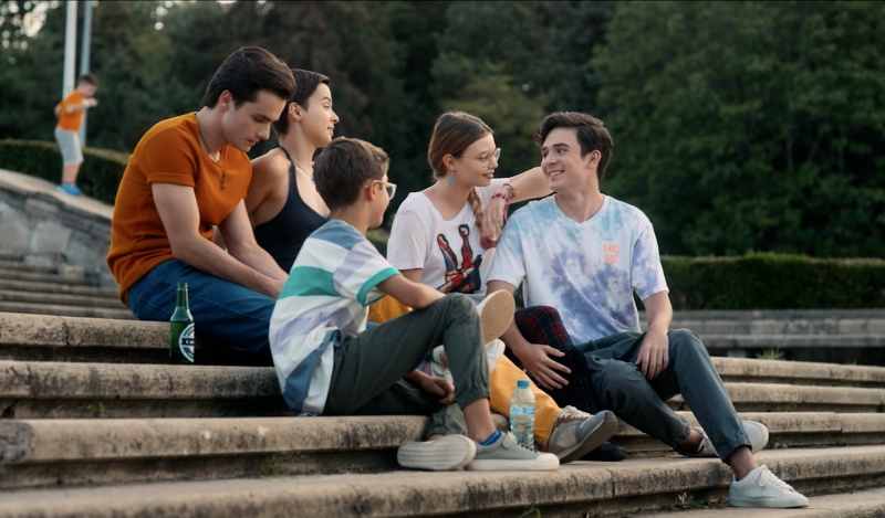 Бургазлия е копродуцент на комедията „Как хакнахме матурите“