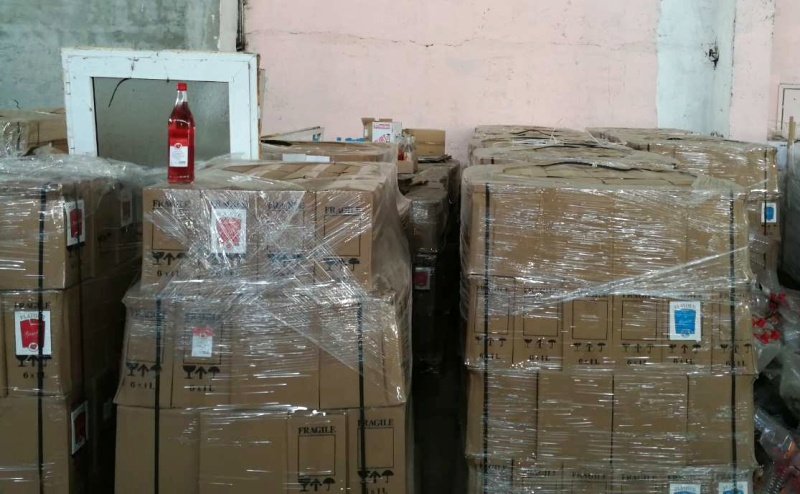 10 000 бутилки вермут са задържани край Бургас