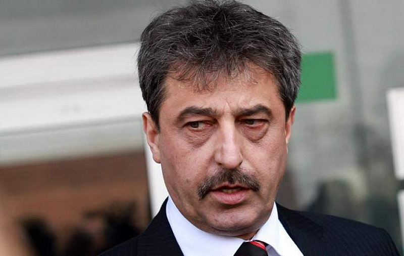 Цветан Василев съди Гешев в Кипър за фалшива експертиза по делото КТБ