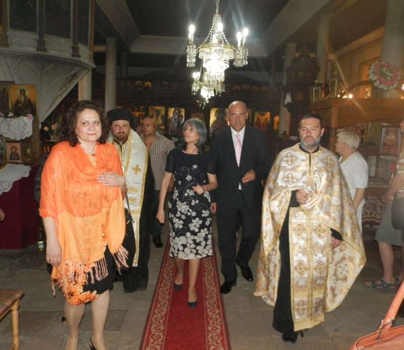 Вицепрезидентът Маргарита Попова бе патрон на юбилейните празници на храм „Преображение Господне”