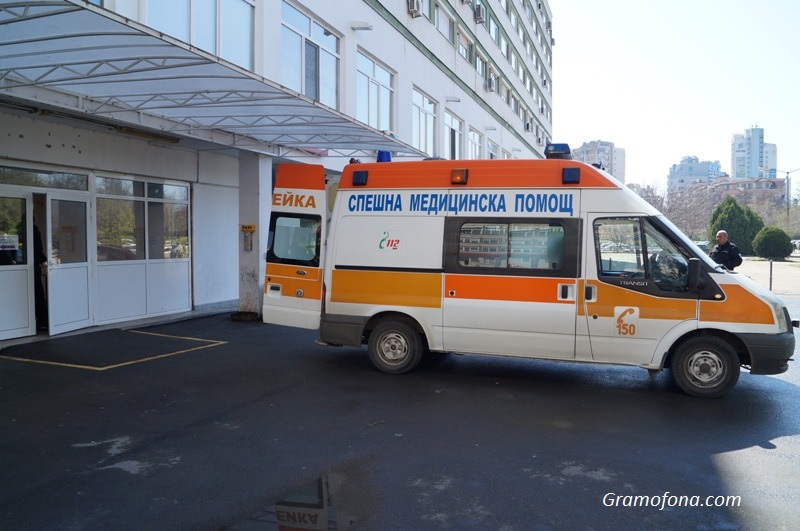 Пациент скочи от 8-ия етаж на УМБАЛ Бургас