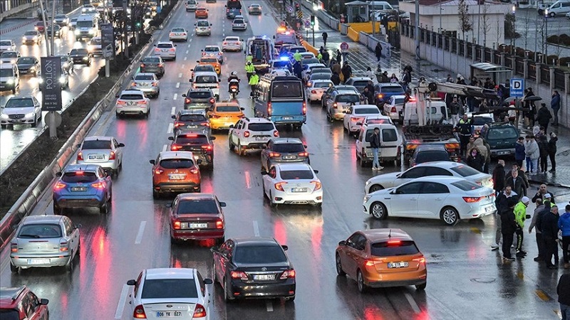 Верижна катастрофа с 26 коли в Анкара, има ранени