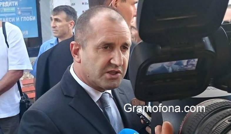Радев от Велико Търново: Не одобрявам рокадите в правителството