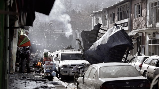 В Кабул: 63 жертви и 151 ранени след мощна експлозия