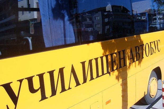 15 септември мина, а бургаските училищни автобуси още не са проверени