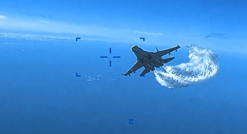 САЩ показаха сблъска между руския Су-27 и американския дрон над Черно море (ВИДЕО)