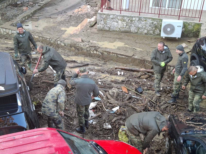 Днес отново чистят всички дерета в община Несебър