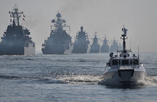 Русия затваря Черно море за чужди кораби и небето над него за самолети