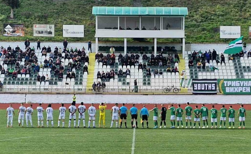 Черноморец и Нефтохимик победиха като гости