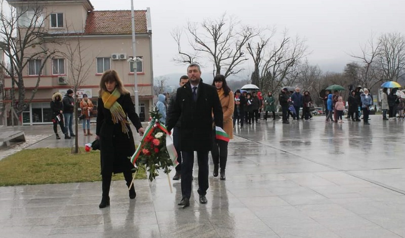 Община Царево отбеляза тържествено Националния празник 3 март