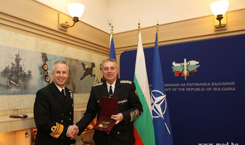 Командир от НАТО оглежда Варна за военноморски координационен център