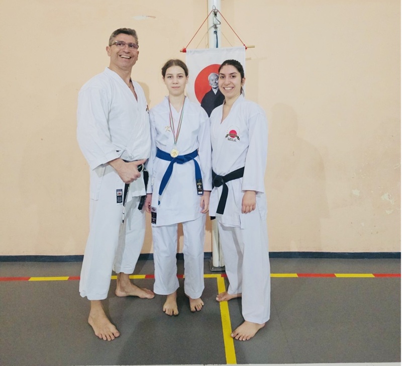 Бургаските каратеки на „Ронин“ със 7 медала в конкуренция с над 500 състезатели в София