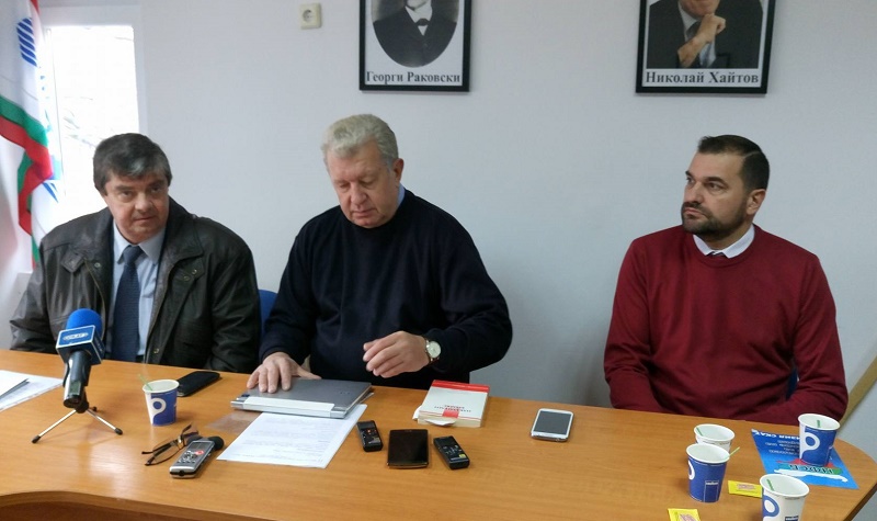 Викат Борисов и Нинова да спасяват стадион Черноморец