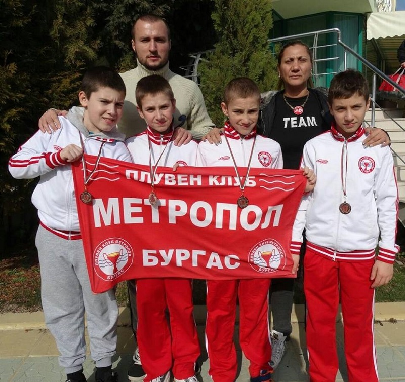 Плувците от Метропол извоюваха 4 медала