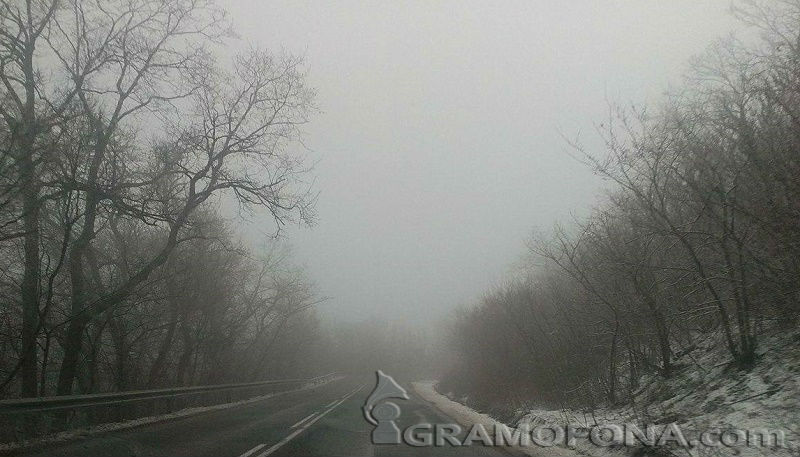 Дъжд и ниски температури в неделя