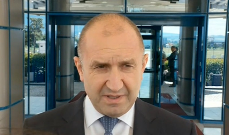 Румен Радев: Ако има предсрочни избори, трябва да са през октомври