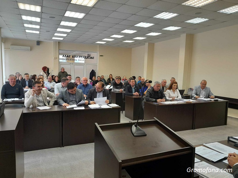 Община Айтос също се включи във Фонда за развитие на Летище Бургас 