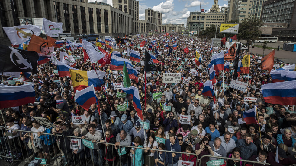 Над 20 000 души протестираха в Москва, искат свободни и справедливи избори