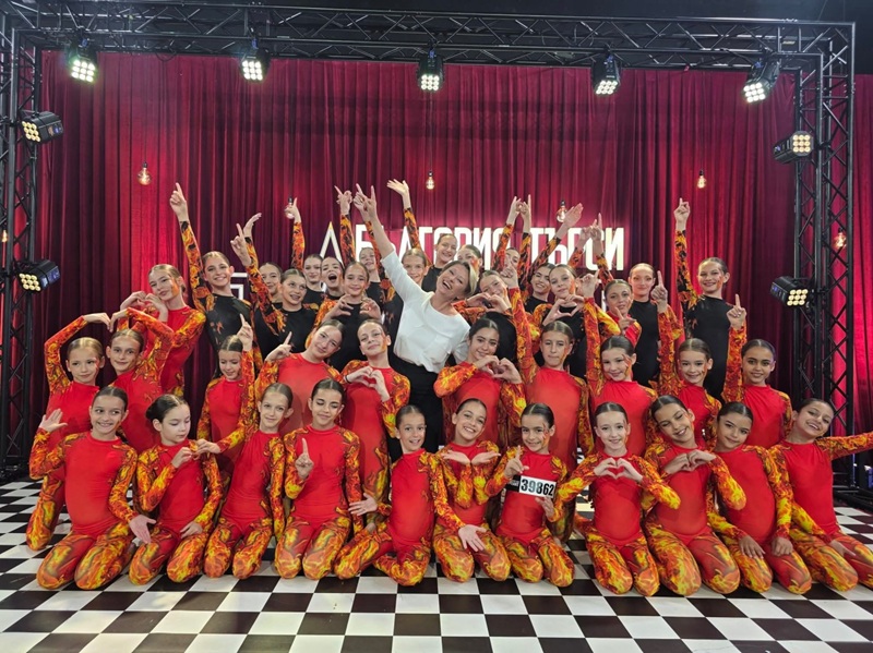 Подкрепете тази вечер бургаската танцова школа Estrella 