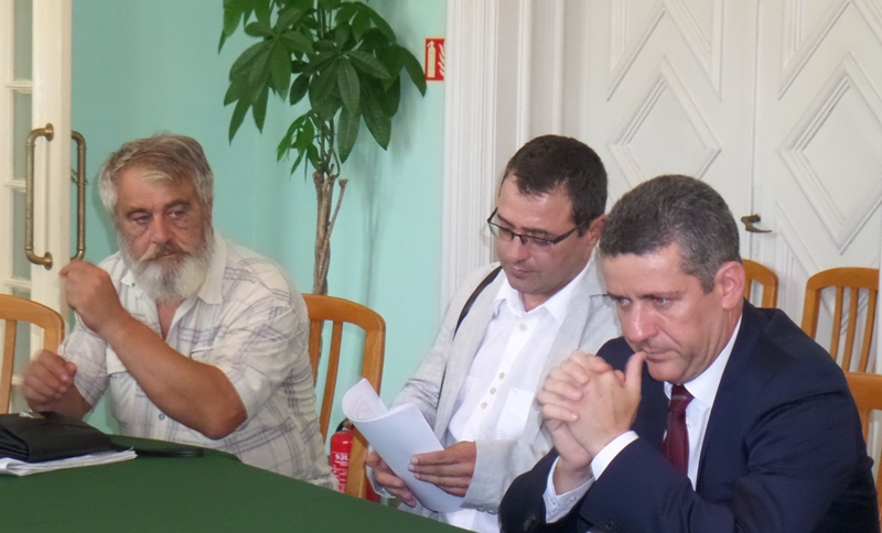 Изследват всички в Ченгенето за хепатит