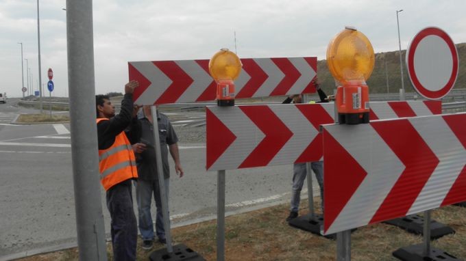 Товарен автомобил аварира на пътя Шумен - Карнобат