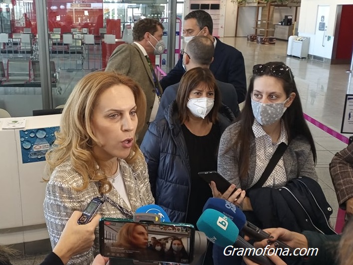 Хотелиери искат втора Марияна Николова за министър за туризма