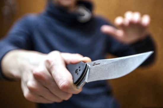Срязаха с нож ръката на мъж при скандал в Китен