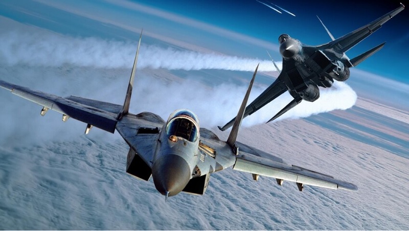 МиГ-29 оказаха помощ на пътнически самолет след сигнал за бомба