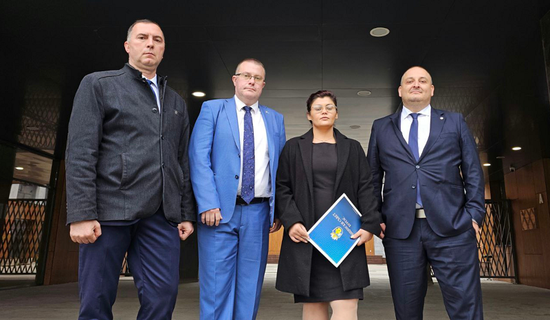 Пълен ремонт на детската площадка в Горно Езерово поискаха съветниците от Възраждане-Бургас