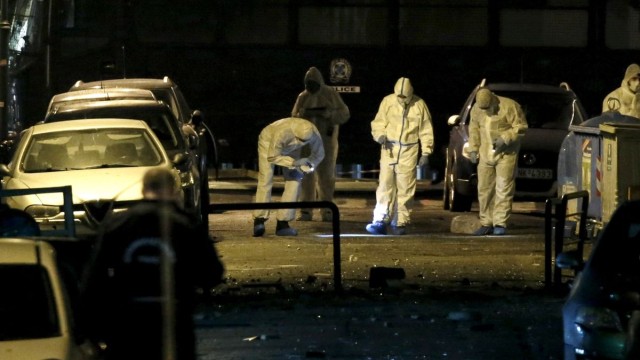 Бомба избухна край офис на бизнес федерация в Атина