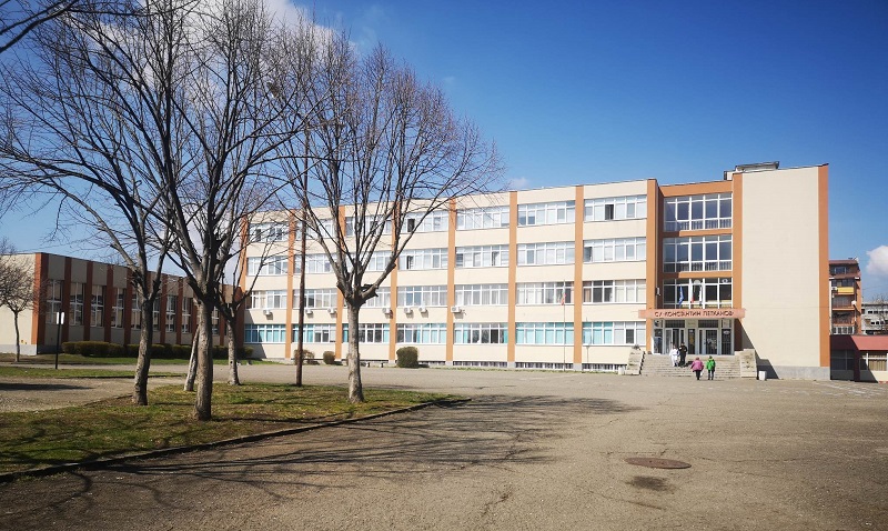 Масови заплахи за бомби в бургаски училища