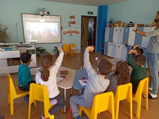  До 15 дни отсъствие по семейни причини и в детските градини