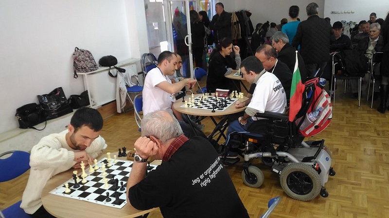Регионалната организация на слепите спечели турнира по шахмат за хора с увреждания