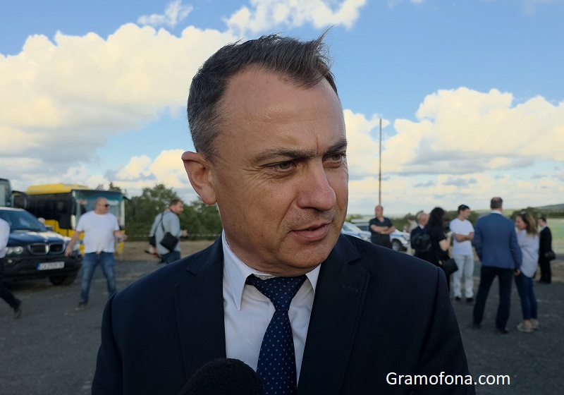 Стефан Колев: Емоцията на Петрова нива е твърде силна, а Илиян Янчев е един голям българин
