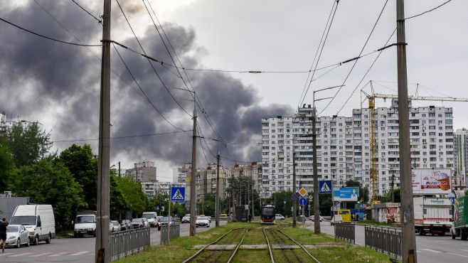 Хиляди цивилни остават блокирани в Северодонецк