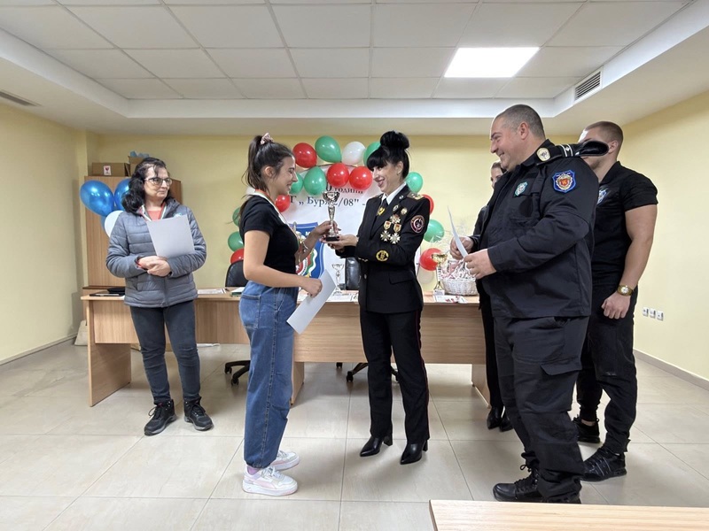 Десети юбилейни коледни благотворителни стрелби