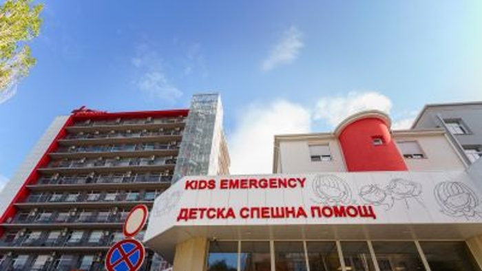 Момиче на 7 години почина в линейка напът за „Пирогов“