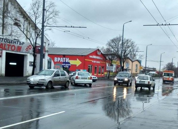 Блъсната бургазлийка пресичала на пешеходна пътека