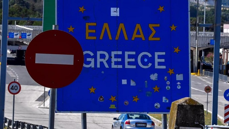 Гърция удължи cрoкa нa oгрaничитeлнитe мeрки при влизaнe в cтрaнaтa