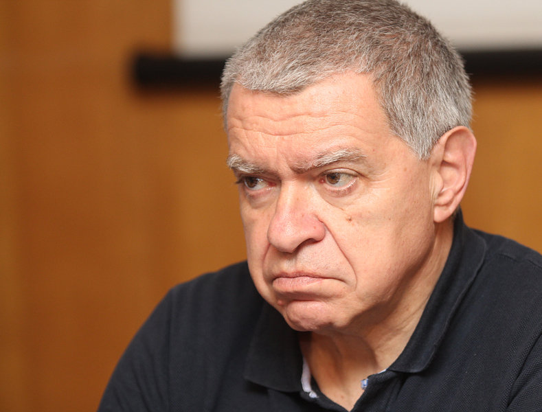 Михаил Константинов:  Вариантът за избори през юли е напълно невъзможен