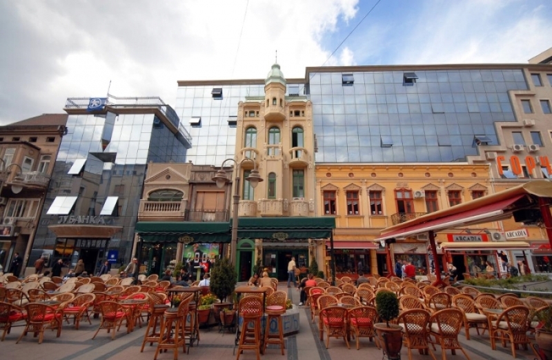 Кафенетата и ресторантите в Сърбия подновяват работа от 4 май