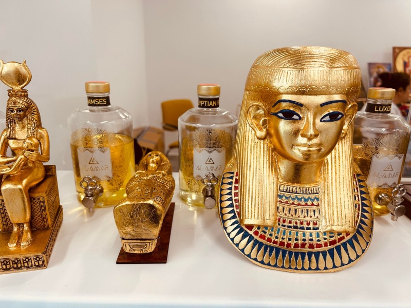 Розетският камък и златната маска на Тутанкамон са в Бургас