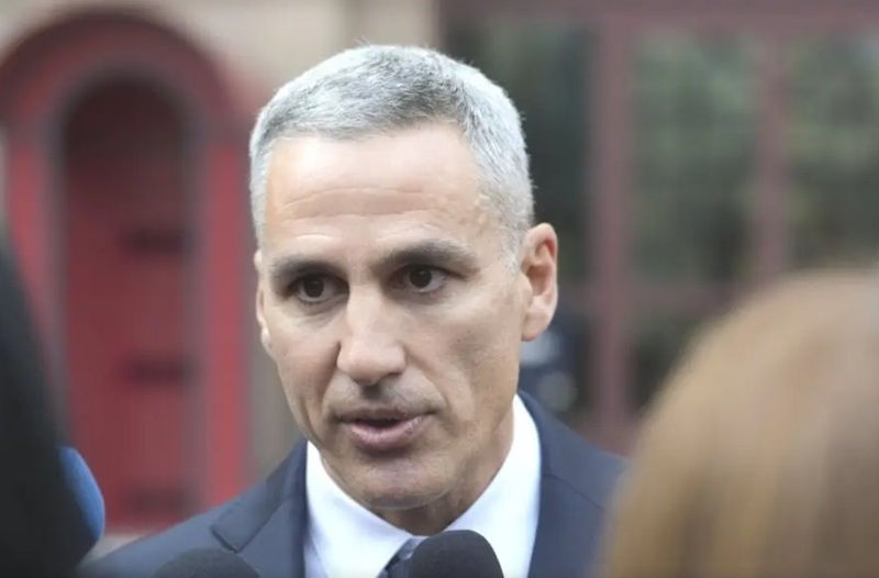 Гюров ще обяви утре имената на служебните министри