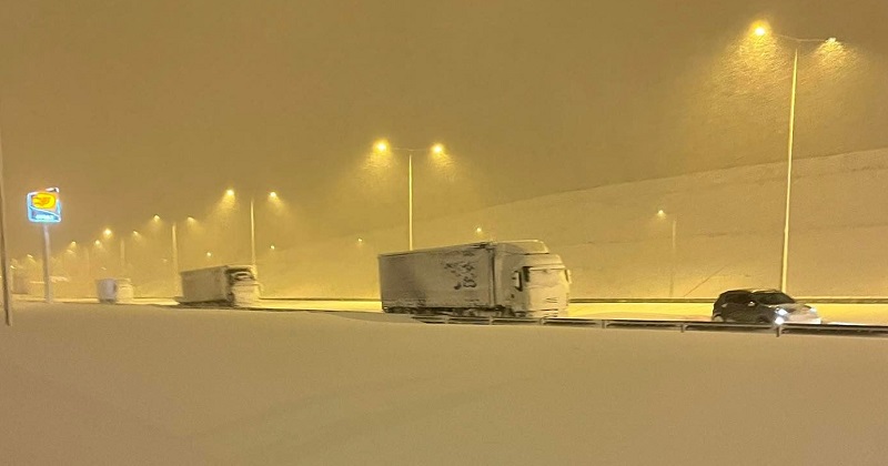 Футболистите на Марица в снежен капан на магистралата за Истанбул